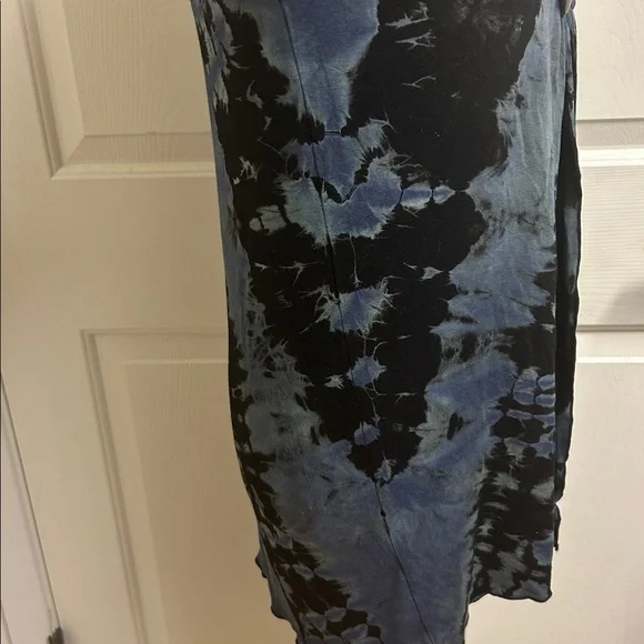 Kathmandu Imports Small Stylish Black and blue Jacket - Picture 5 of 10